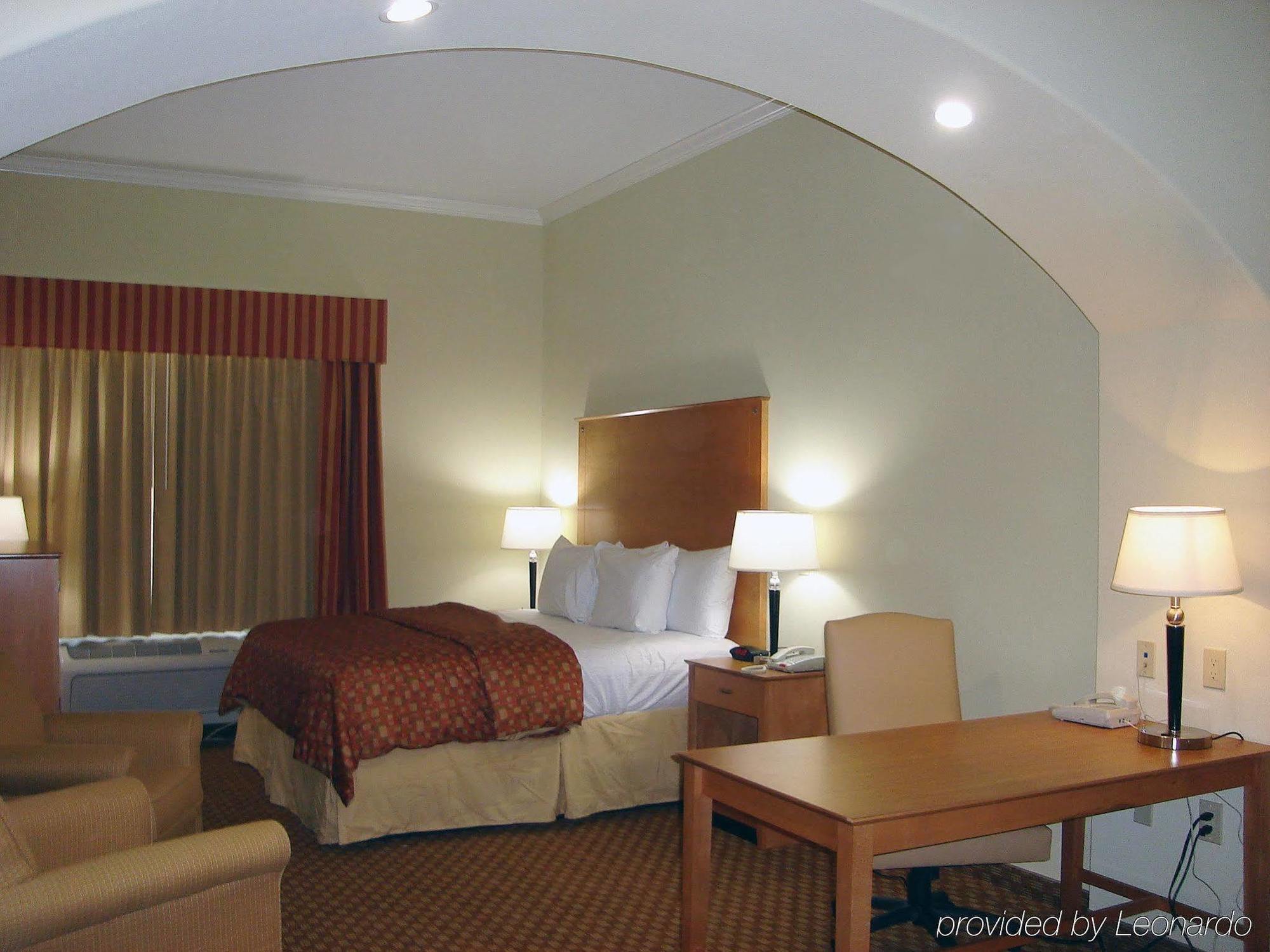 La Quinta By Wyndham Bridgeport Hotel Екстериор снимка